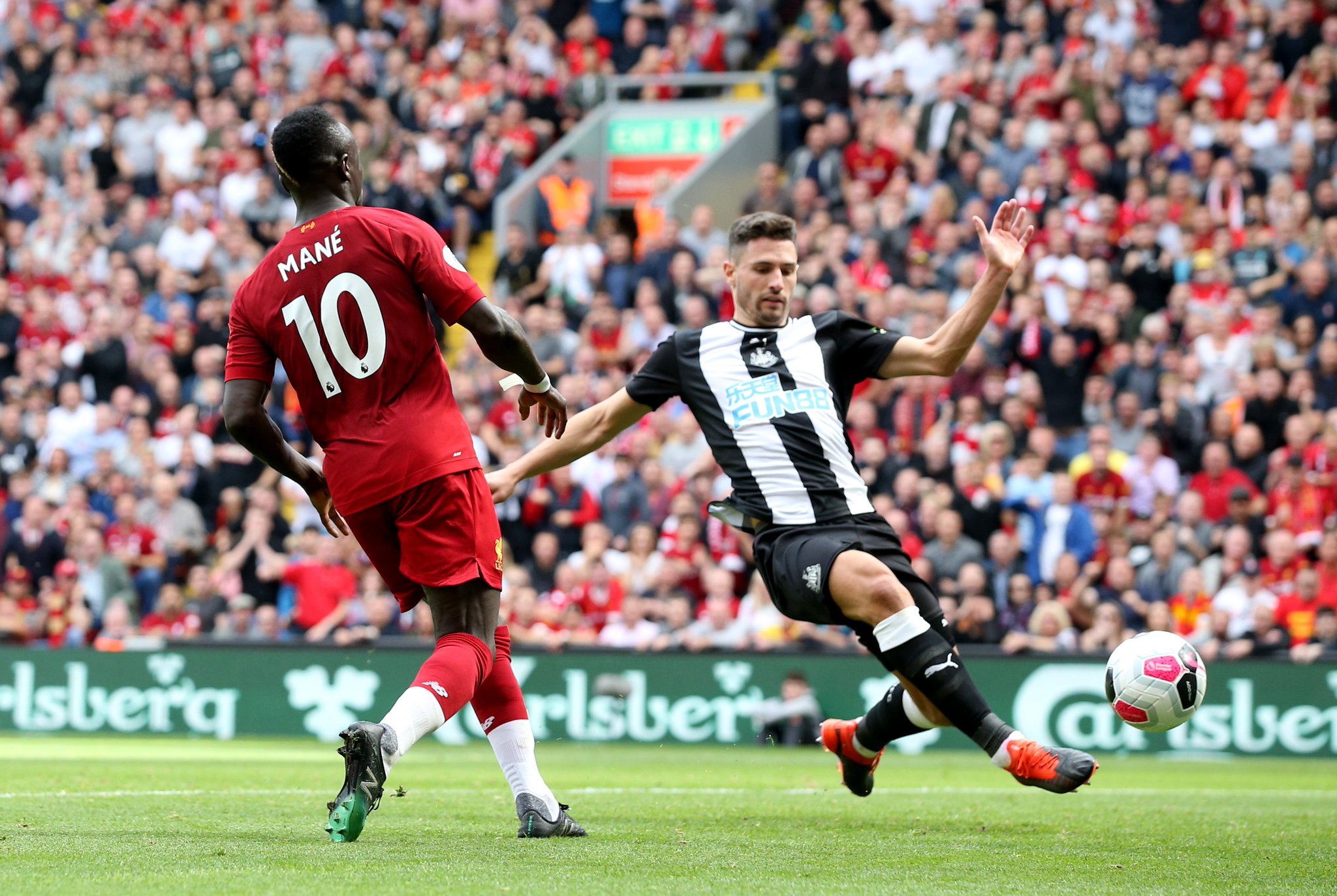 莱万和姆巴 莱万和姆巴