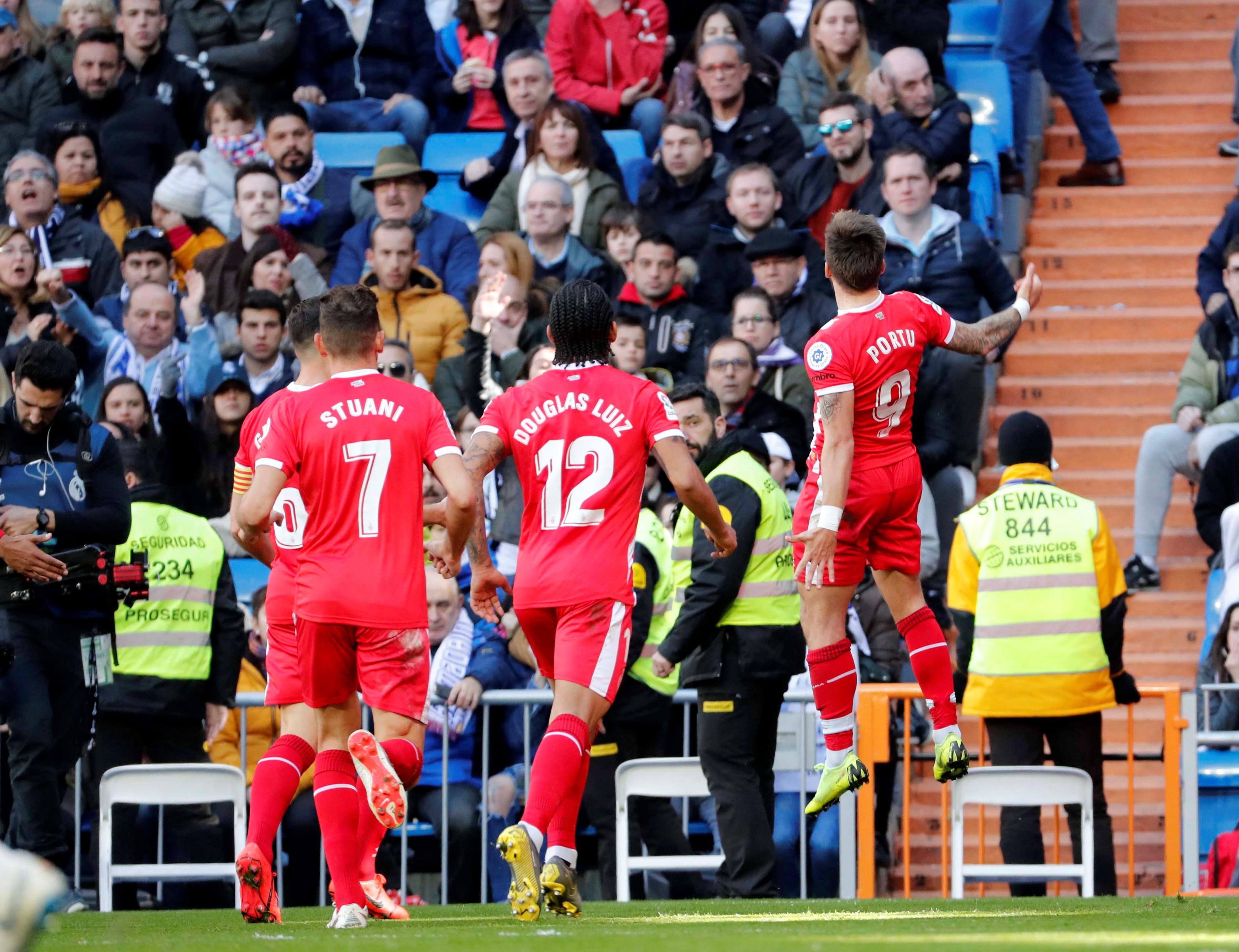 查利森也需 查利森也需