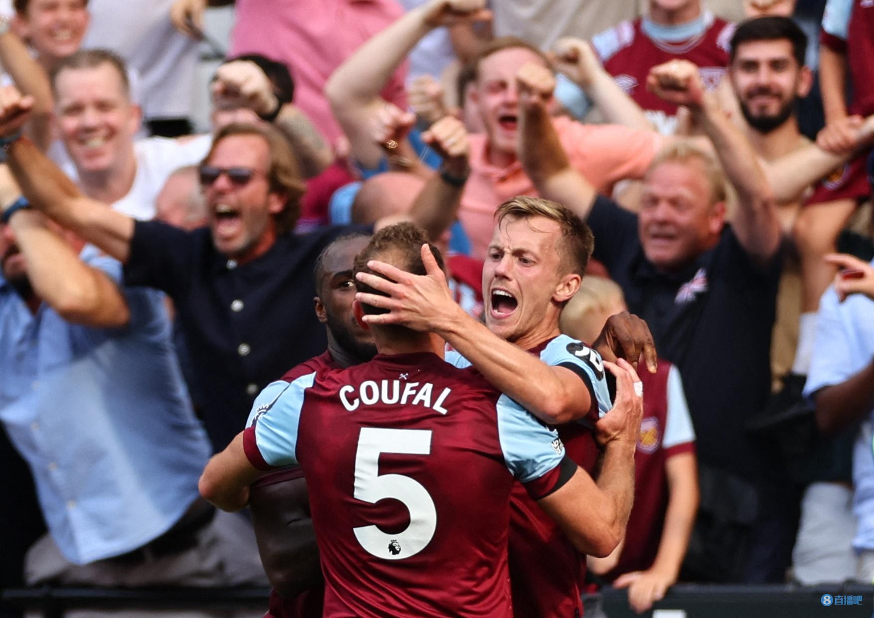 现出瑞士边 现出瑞士边