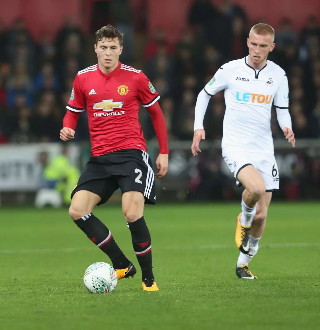 訓地德尼亞 訓地德尼亞